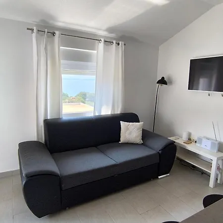 Sunset Apartment *